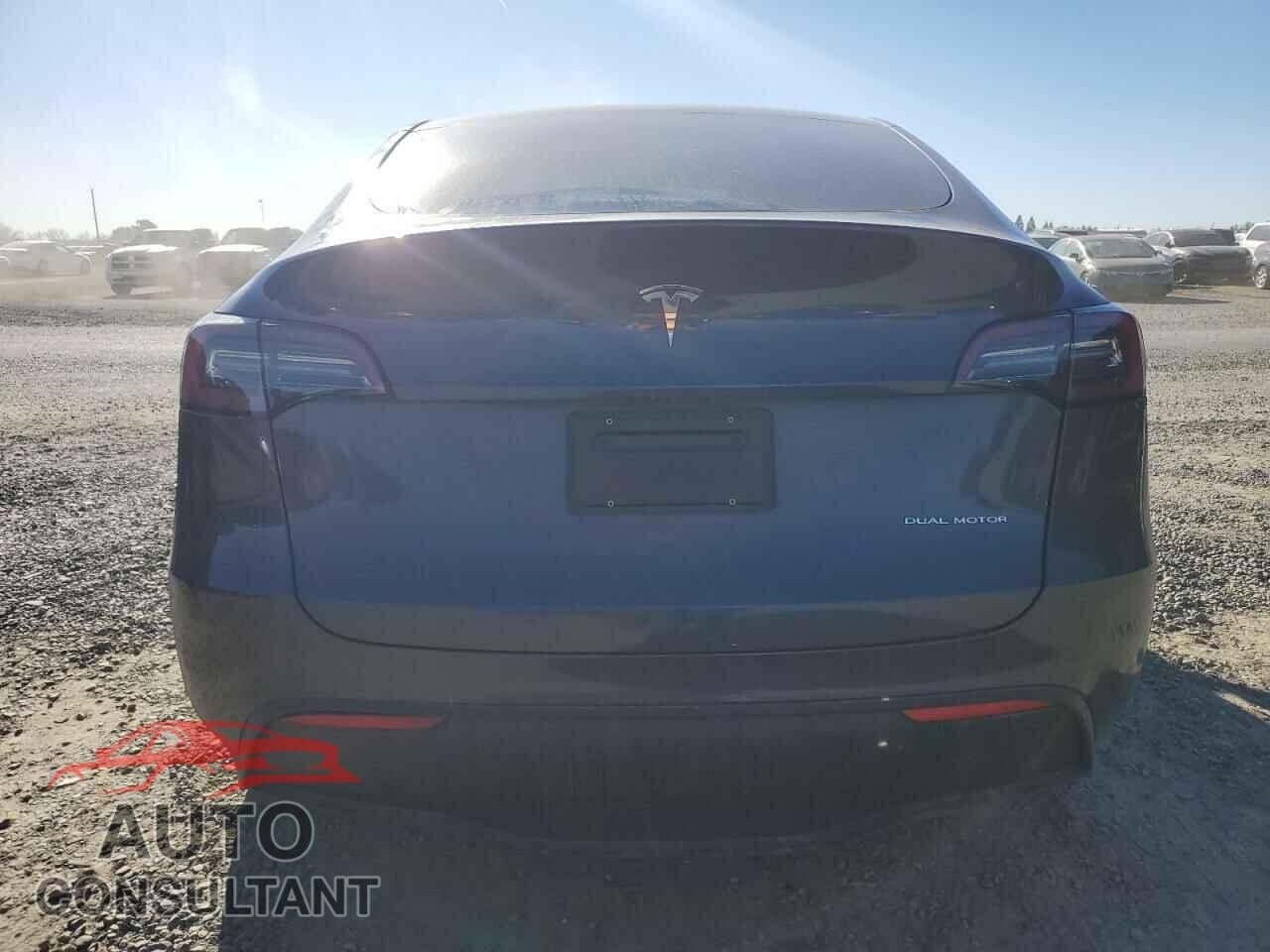 TESLA MODEL Y 2023 - 7SAYGDEE1PF634586