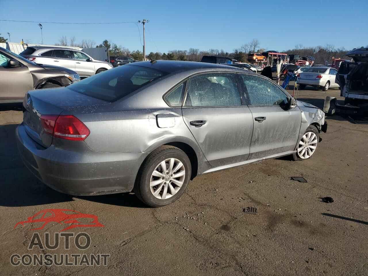 VOLKSWAGEN PASSAT 2013 - 1VWAP7A32DC072398
