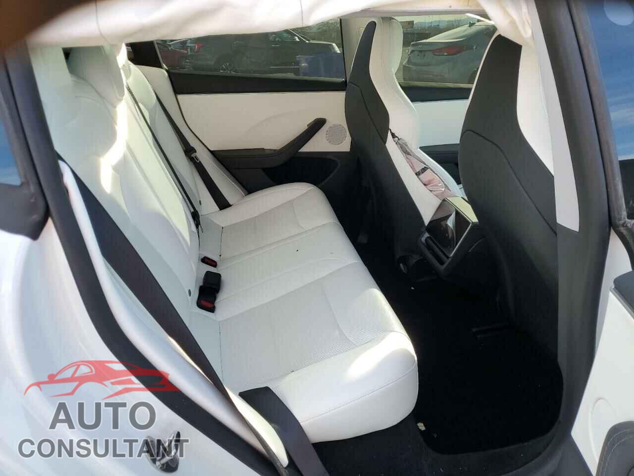 TESLA MODEL 3 2024 - 5YJ3E1ET4RF856293