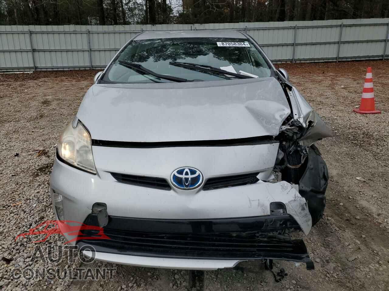 TOYOTA PRIUS 2013 - JTDKN3DU1D5642535