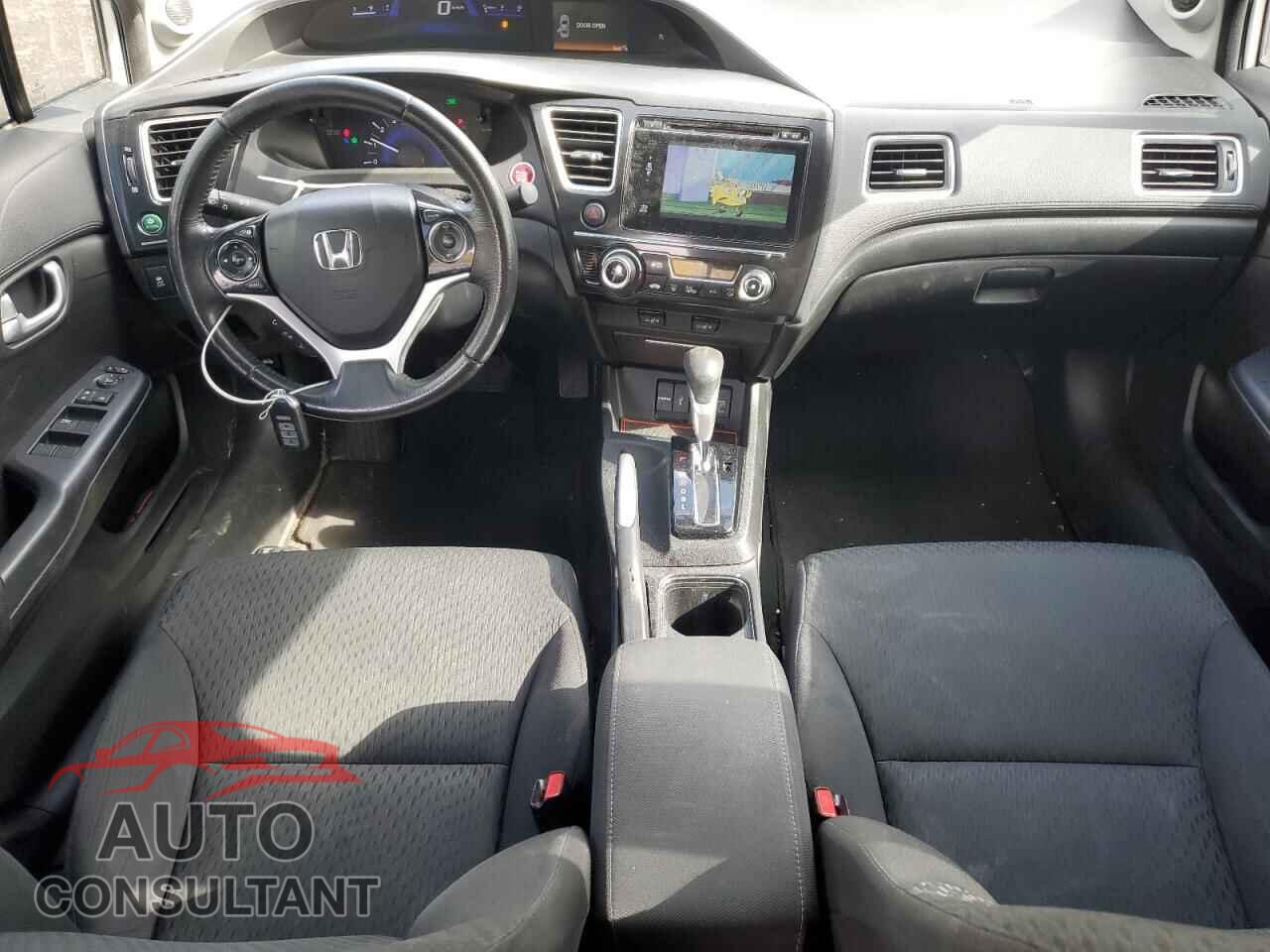 HONDA CIVIC 2015 - 2HGFB2F52FH046776