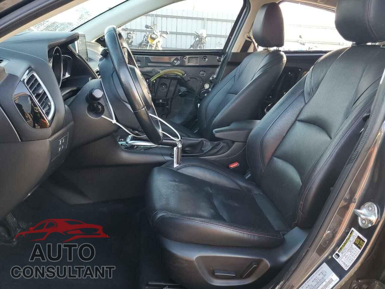 MAZDA 3 2015 - JM1BM1M36F1255262