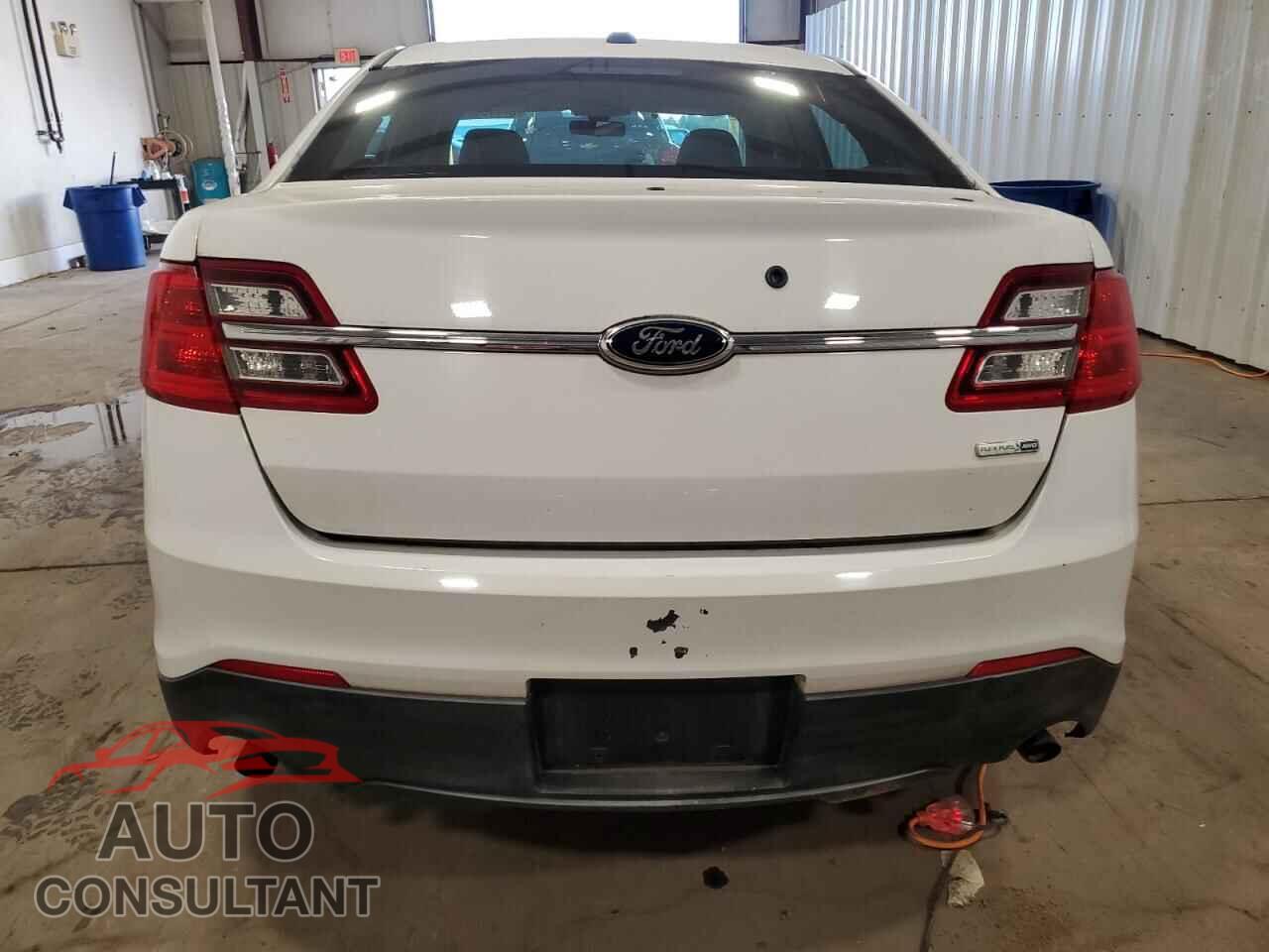 FORD TAURUS 2014 - 1FAHP2MK0EG119919