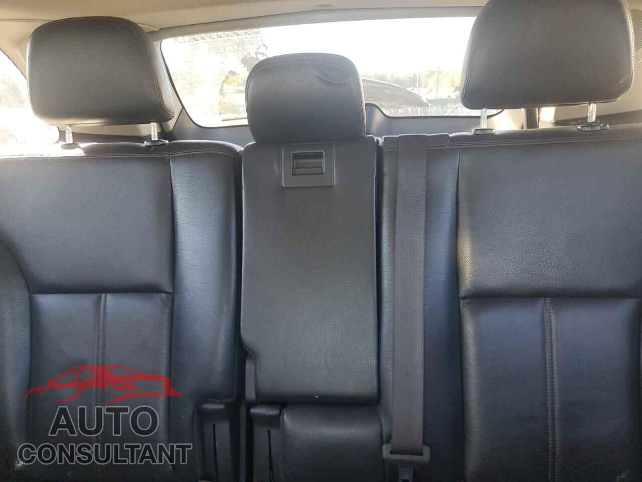 FORD EDGE 2011 - 2FMDK3KC4BBA35674