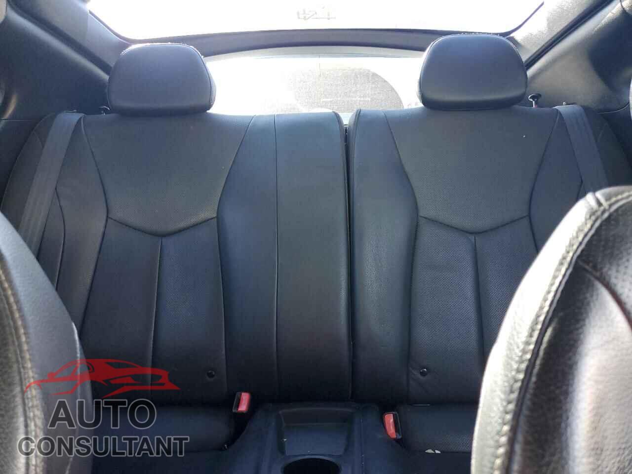 HYUNDAI VELOSTER 2014 - KMHTC6AE6EU191355