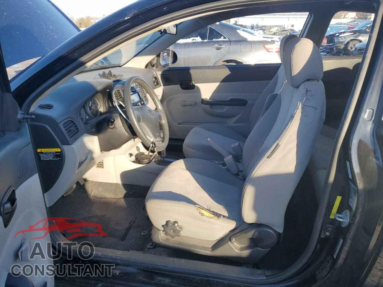 HYUNDAI ACCENT 2009 - KMHCM36C19U132867