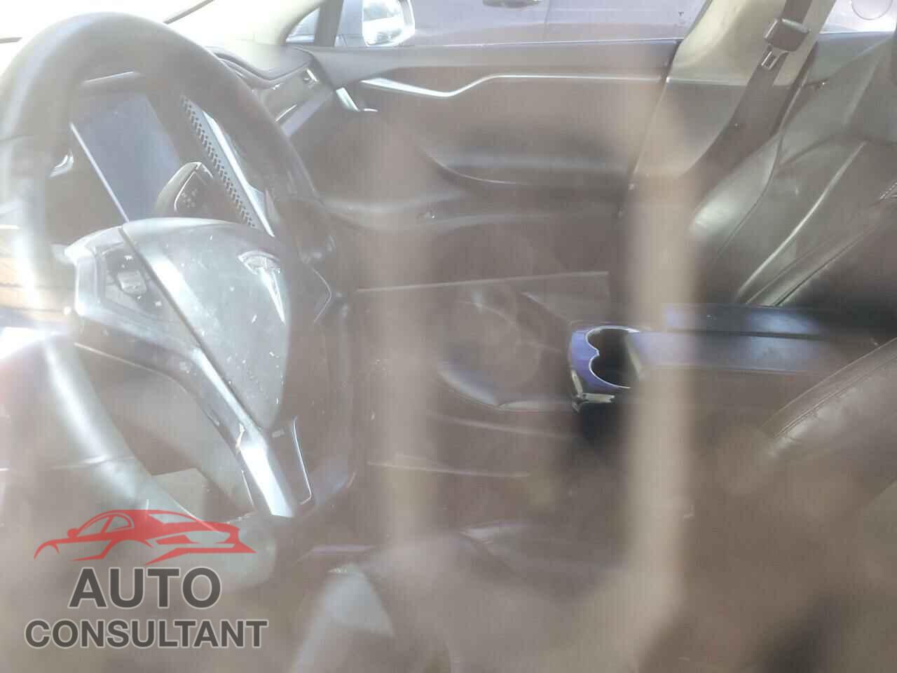 TESLA MODEL S 2013 - 5YJSA1AG2DFP11682