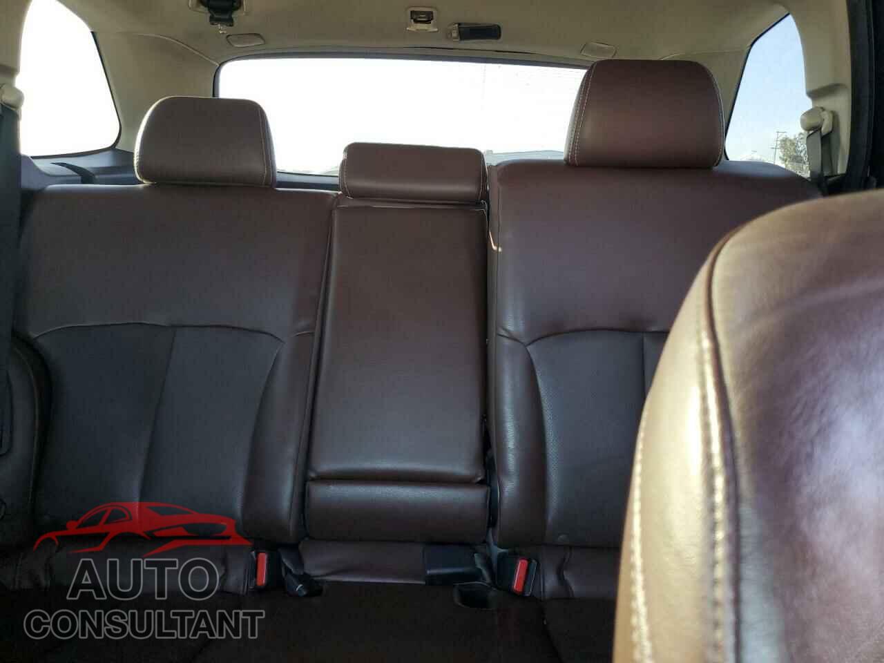 SUBARU OUTBACK 2014 - 4S4BRBPCXE3277699