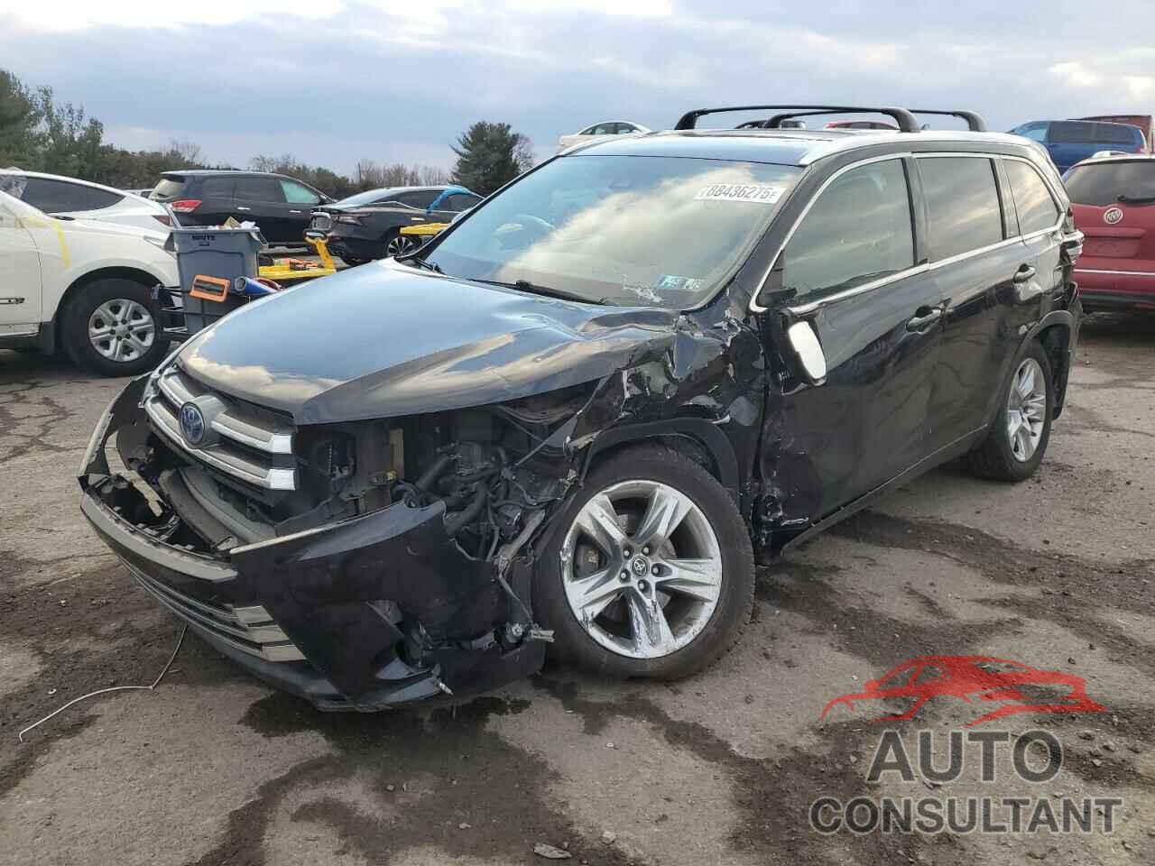 TOYOTA HIGHLANDER 2019 - 5TDDGRFH9KS064276