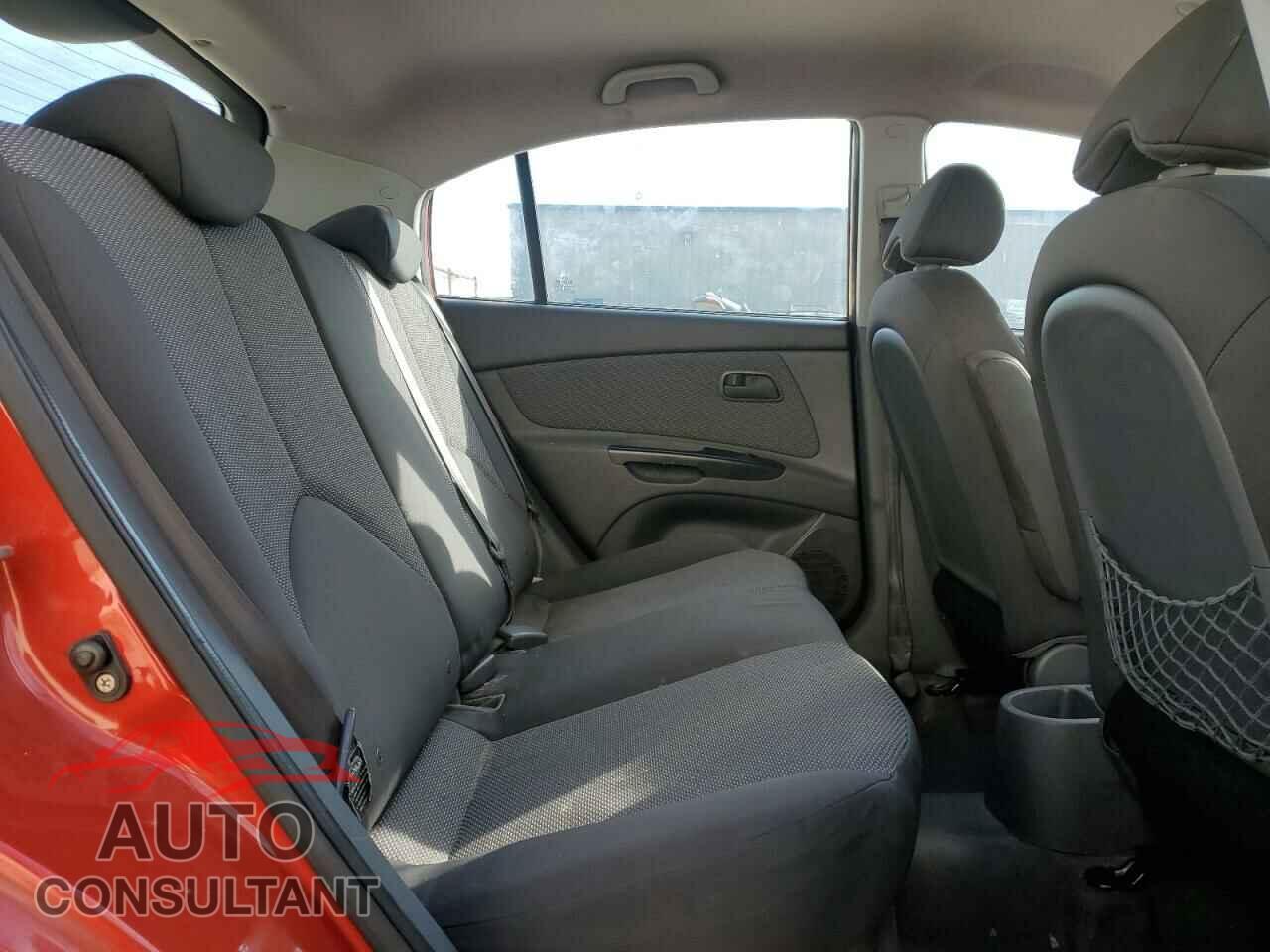 KIA RIO 2010 - KNADH5A37A6701825