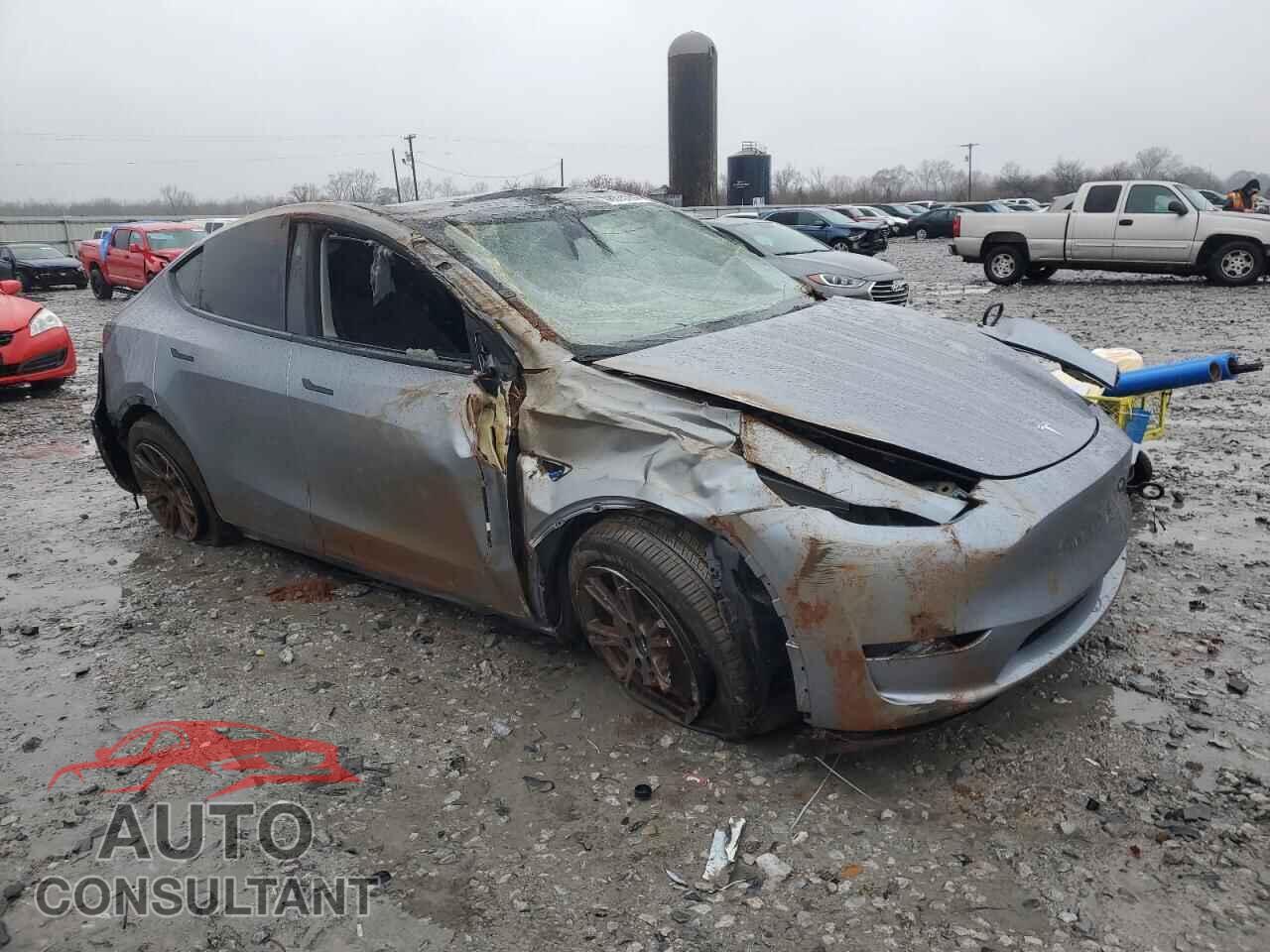 TESLA MODEL Y 2025 - 7SAYGDEE7SA360073