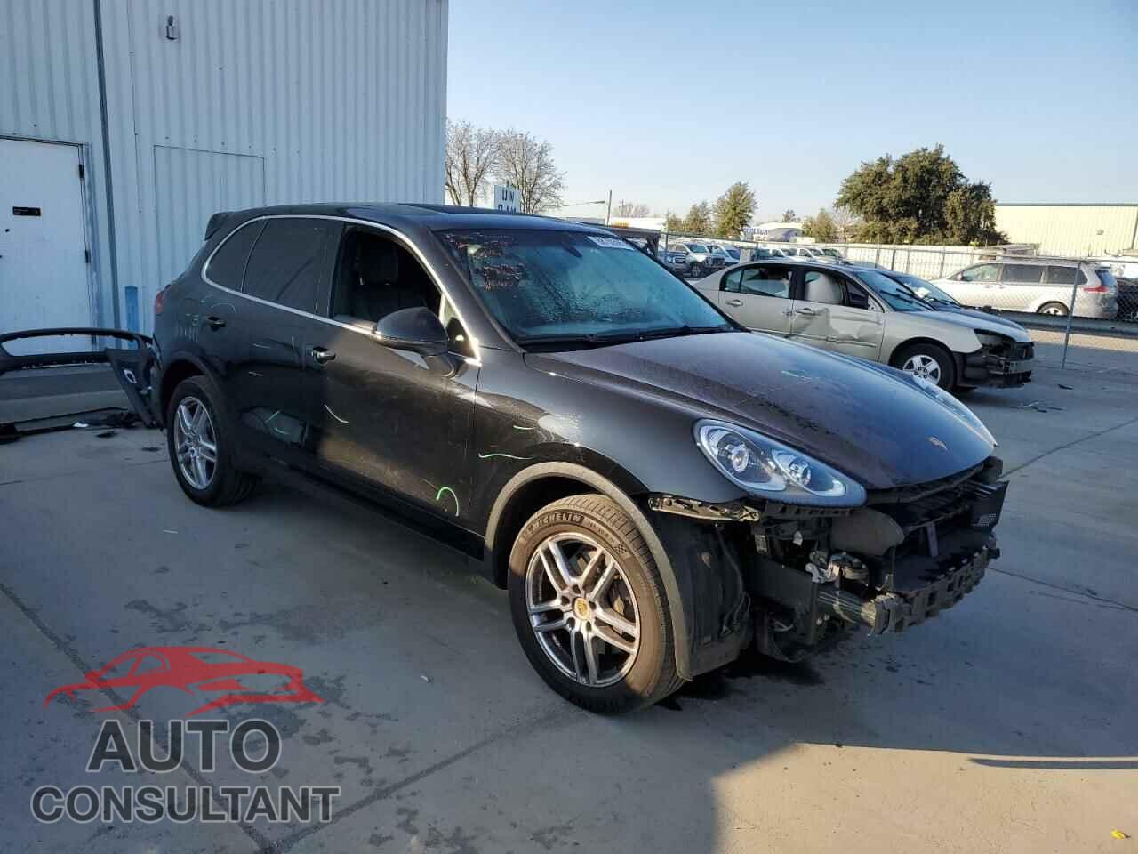 PORSCHE CAYENNE 2016 - WP1AA2A28GKA36433