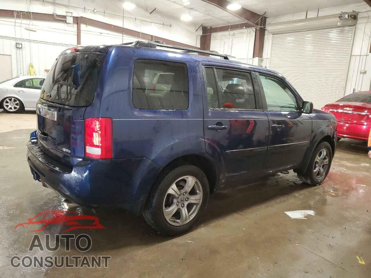 HONDA PILOT 2015 - 5FNYF4H44FB050930