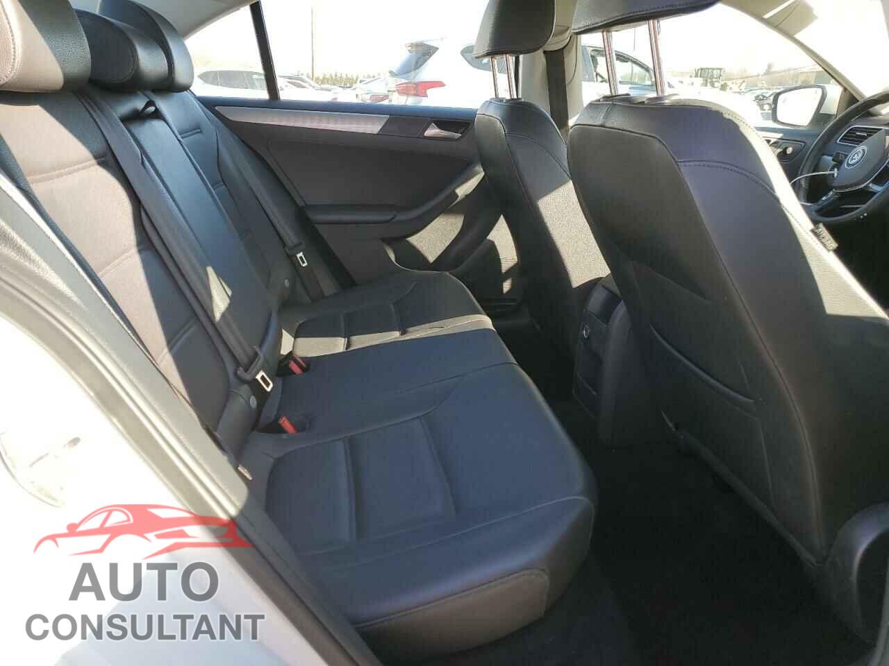 VOLKSWAGEN JETTA 2017 - 3VWDB7AJXHM294928
