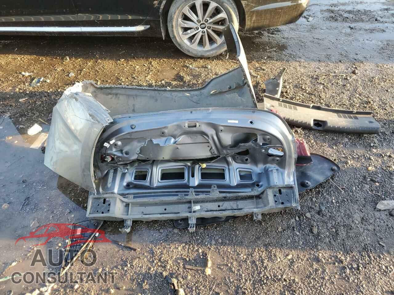 HYUNDAI ACCENT 2019 - 3KPC24A39KE064247