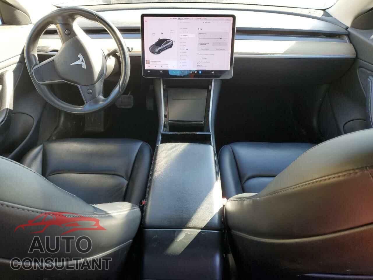 TESLA MODEL 3 2018 - 5YJ3E1EB2JF104023