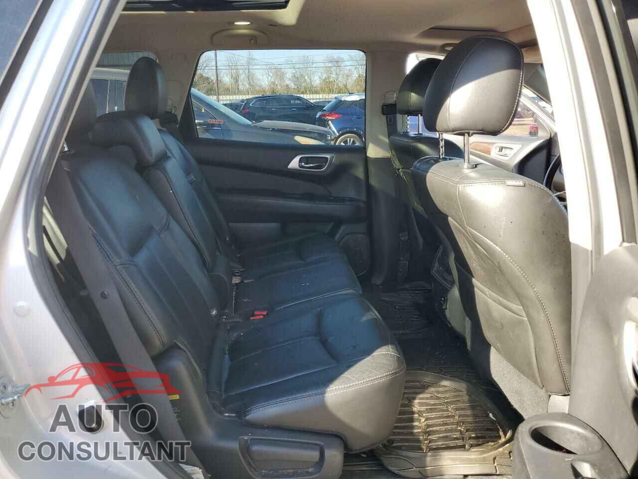 NISSAN PATHFINDER 2014 - 5N1AR2MN2EC684482