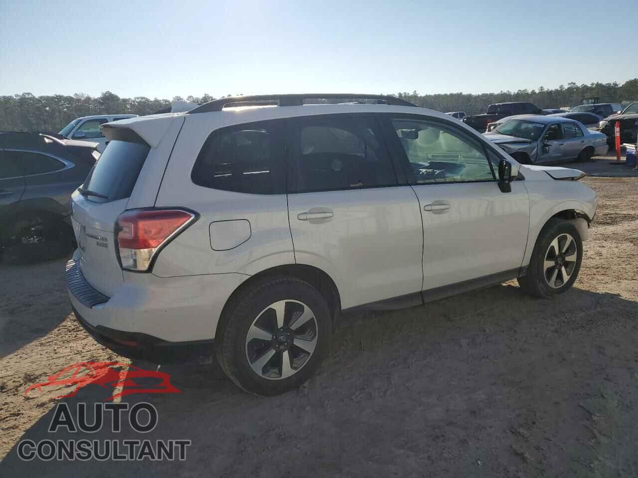SUBARU FORESTER 2017 - JF2SJAGC0HH593465