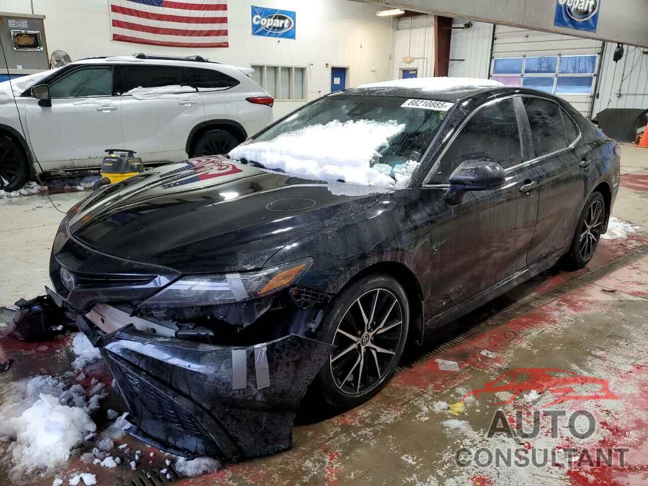 TOYOTA CAMRY 2021 - 4T1G11AK0MU533011