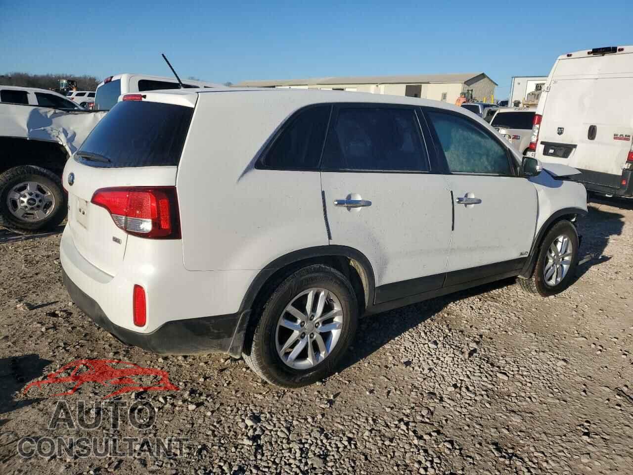 KIA SORENTO 2015 - 5XYKTCA61FG555840