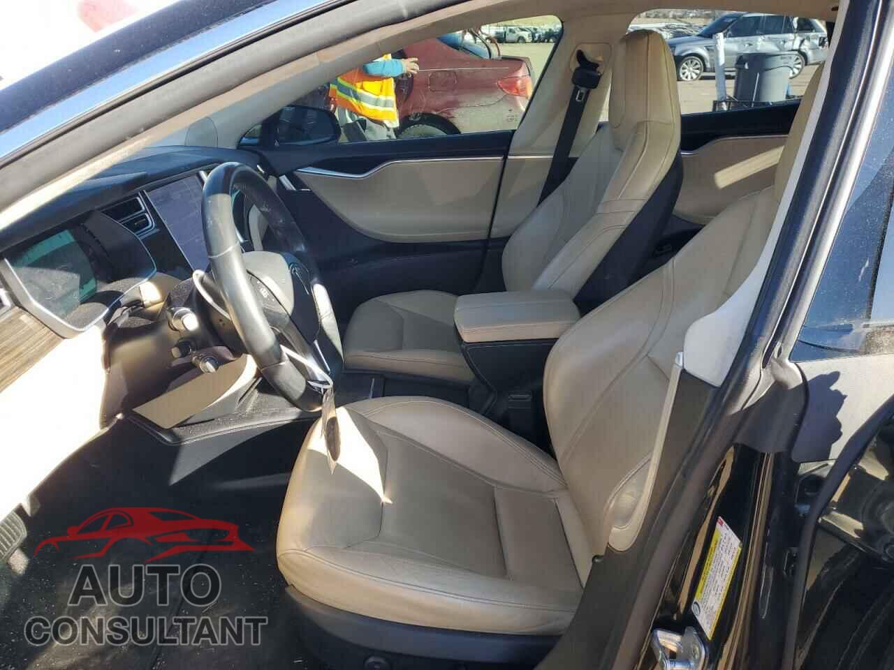 TESLA MODEL S 2016 - 5YJSA1E21GF147946