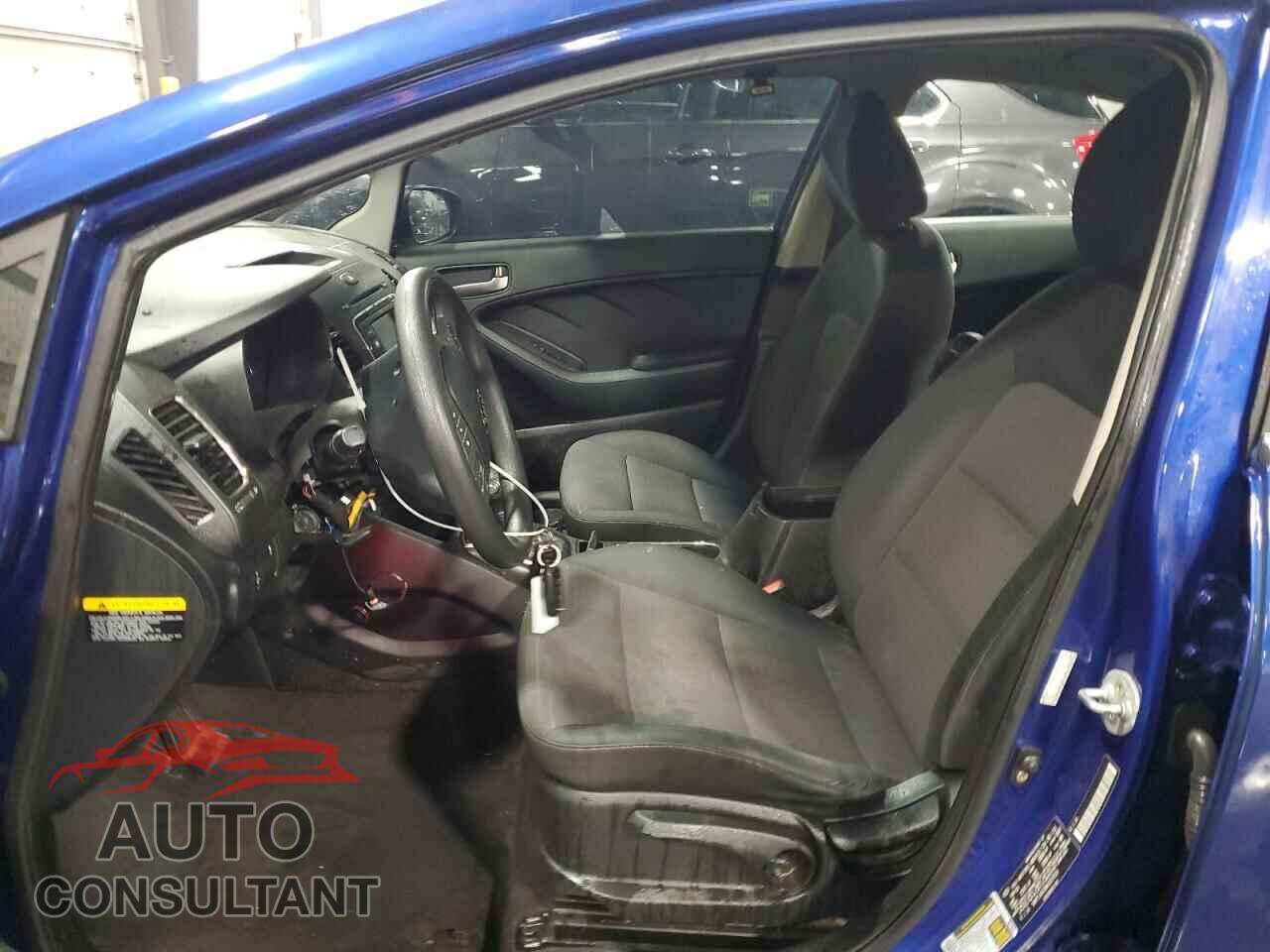 KIA FORTE 2017 - 3KPFL4A78HE057330