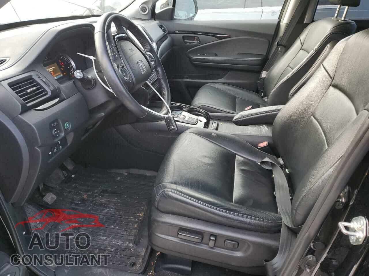 HONDA PILOT 2018 - 5FNYF6H96JB029528