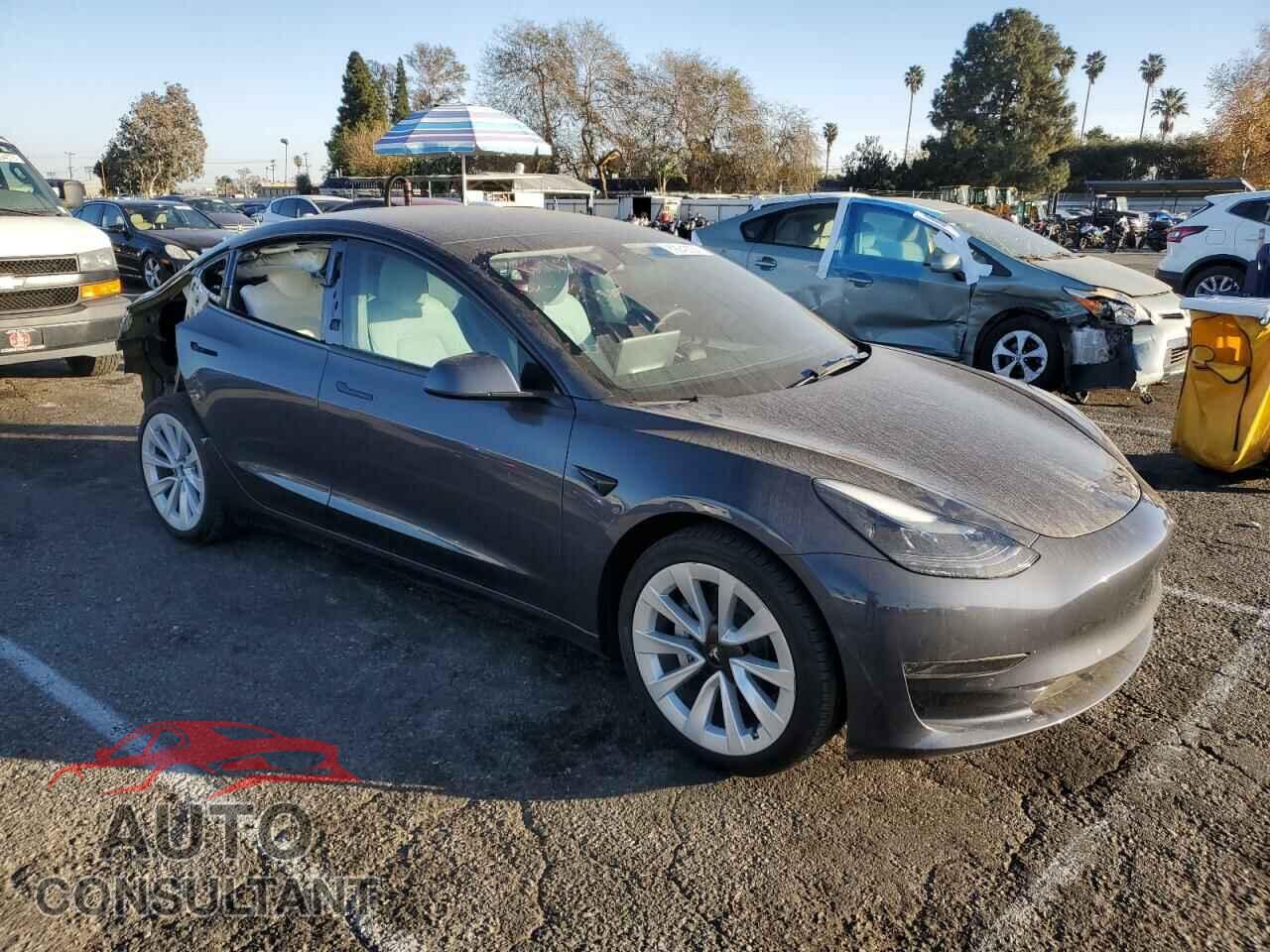 TESLA MODEL 3 2022 - 5YJ3E1EAXNF374601