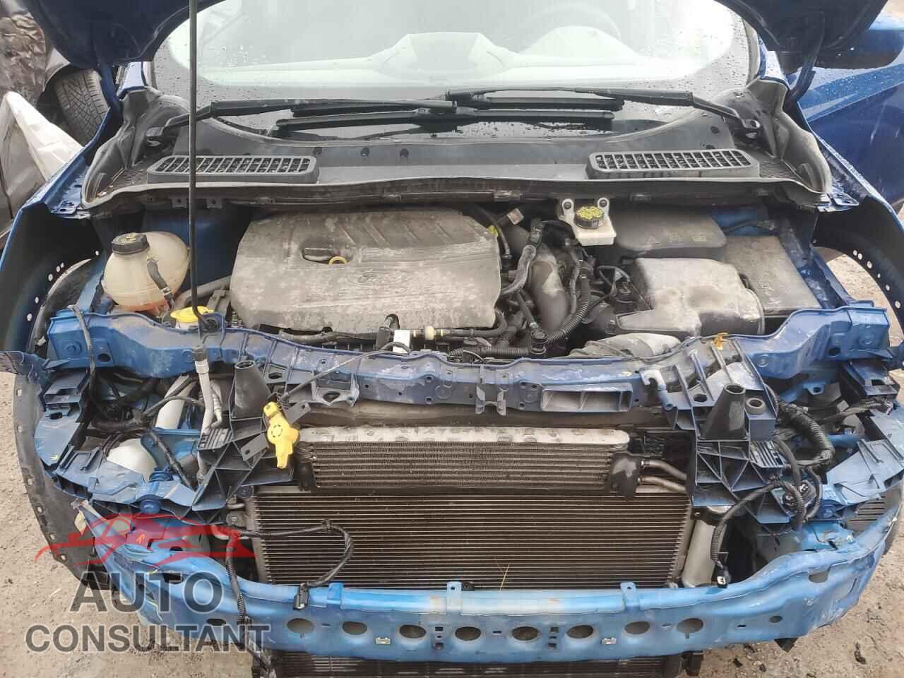 FORD ESCAPE 2017 - 1FMCU0GD6HUB99582