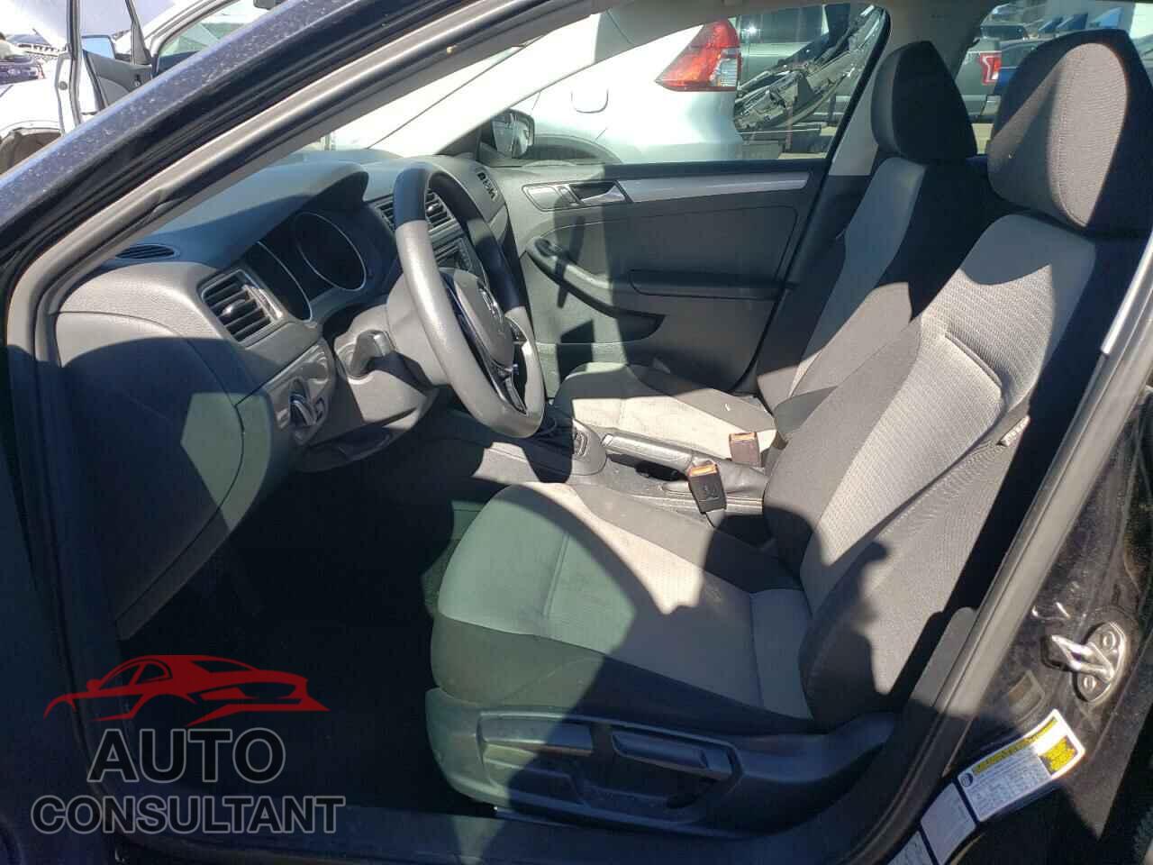 VOLKSWAGEN JETTA 2017 - 3VW2B7AJ9HM286262