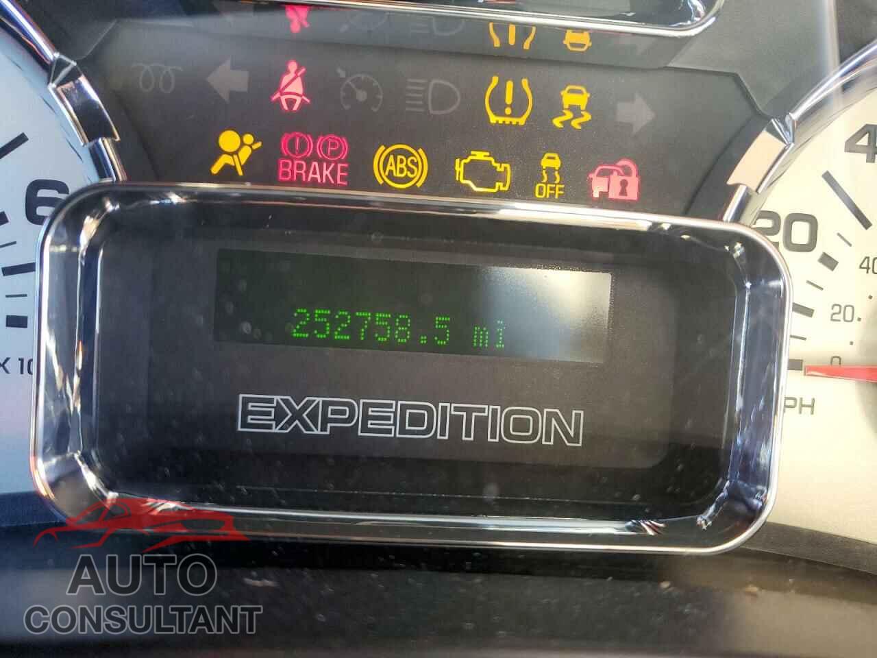 FORD EXPEDITION 2012 - 1FMJU1J51CEF66051