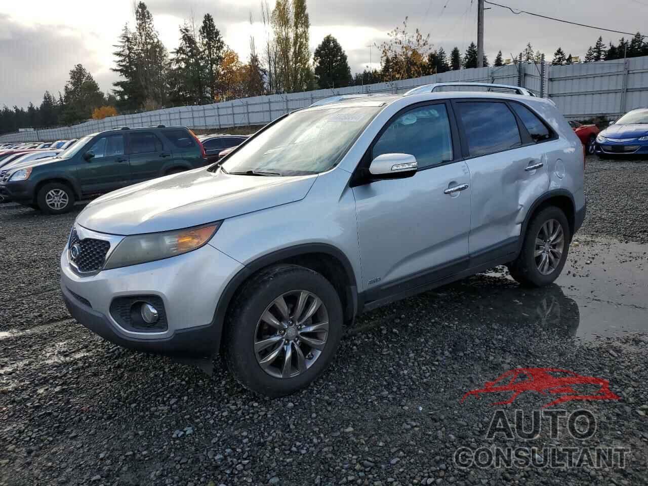 KIA SORENTO 2011 - 5XYKUDA29BG126391