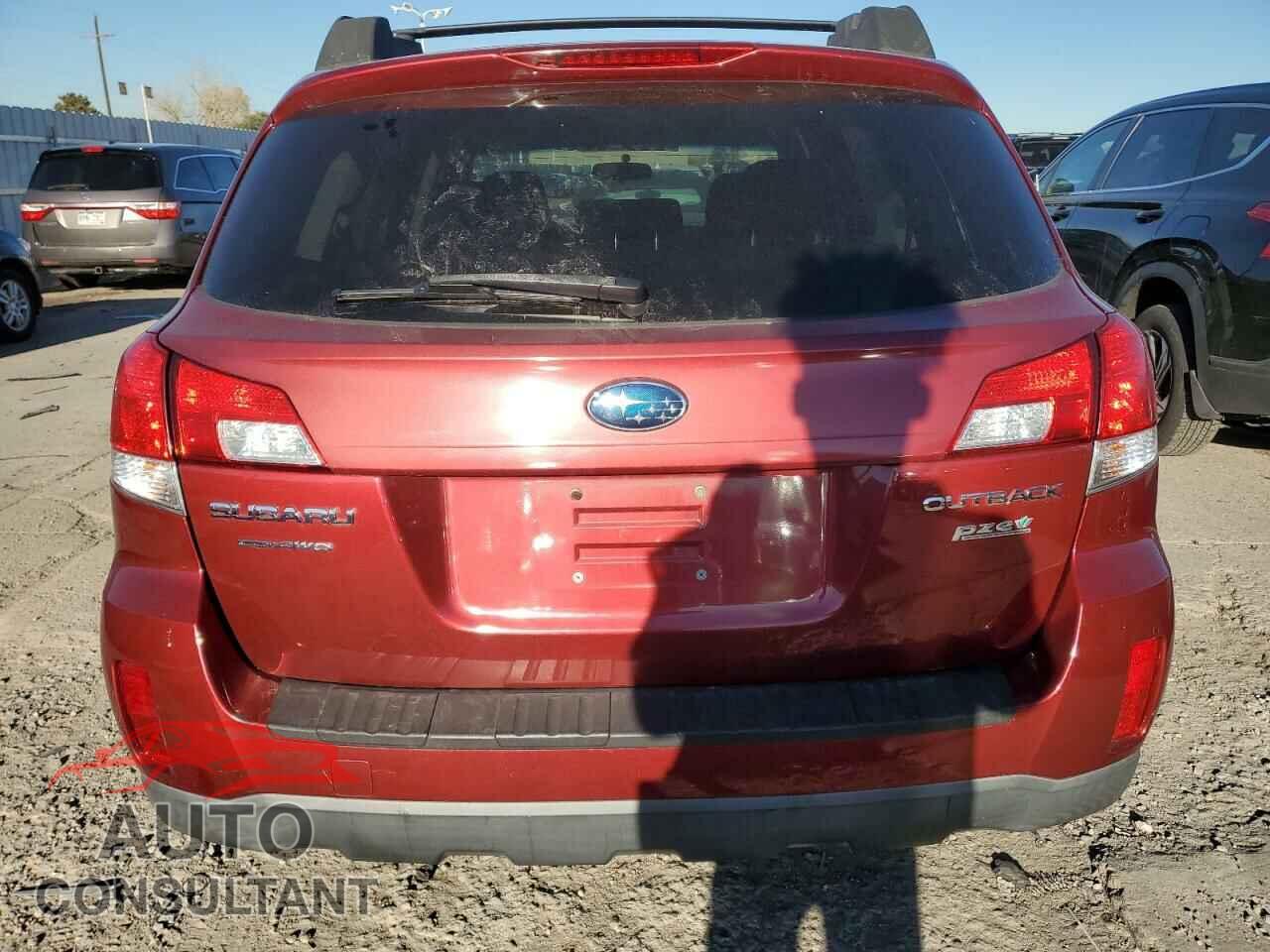 SUBARU OUTBACK 2013 - 4S4BRBCC5D3305784