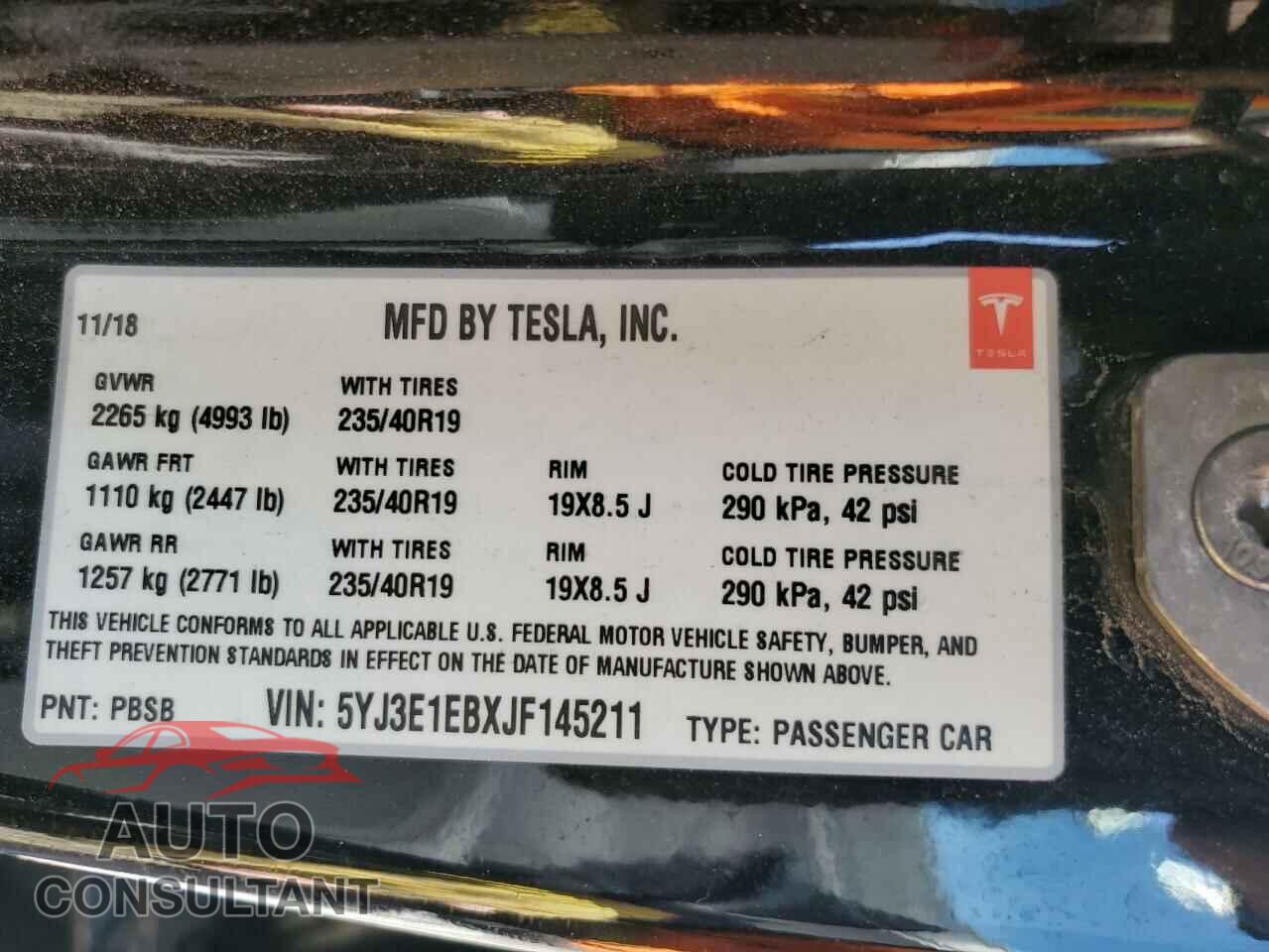 TESLA MODEL 3 2018 - 5YJ3E1EBXJF145211