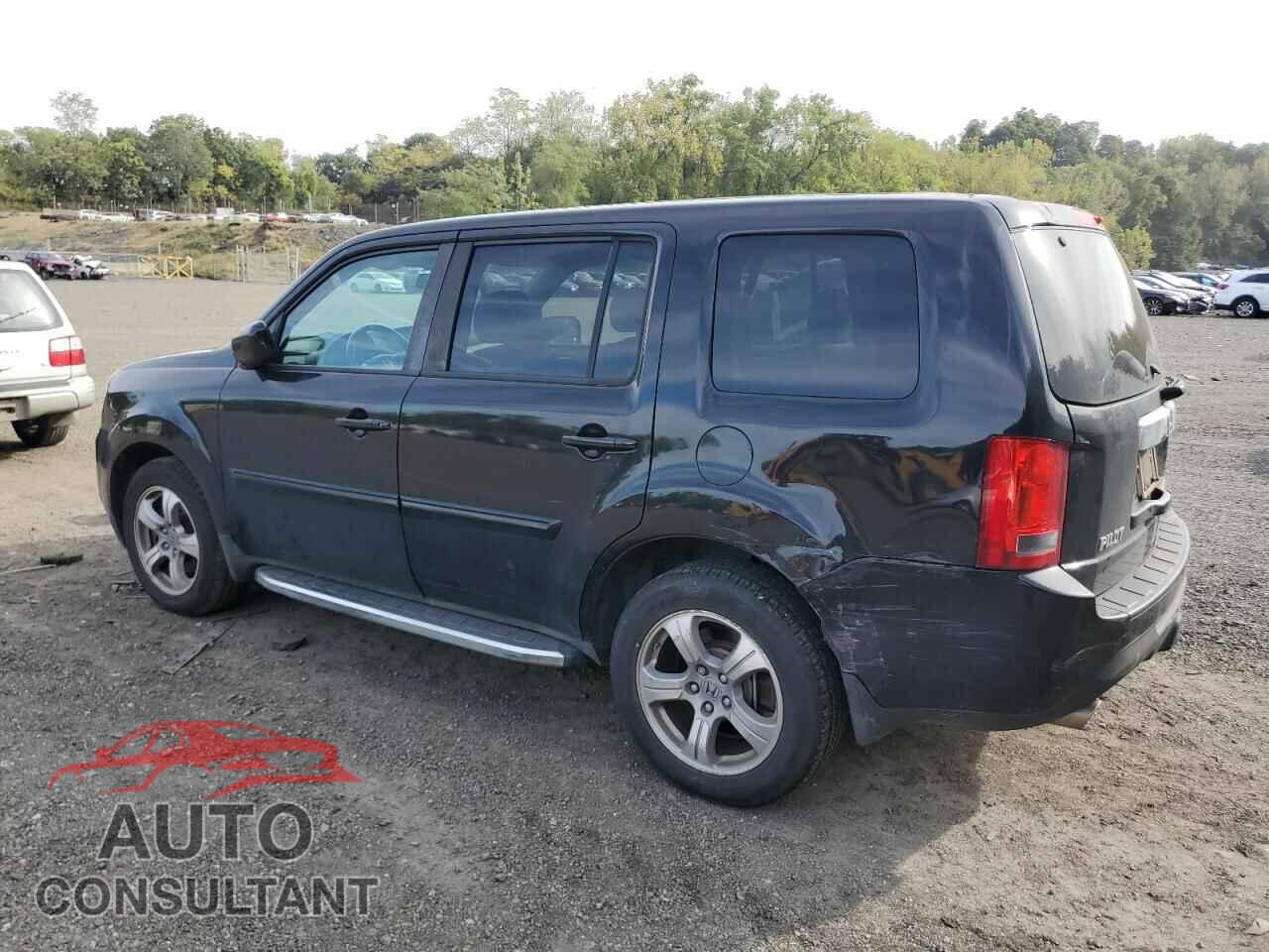 HONDA PILOT 2013 - 5FNYF4H73DB028828