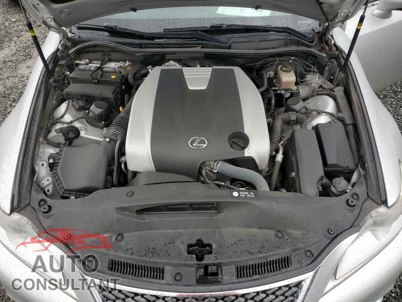 LEXUS IS 2014 - JTHCE1D23E5000812