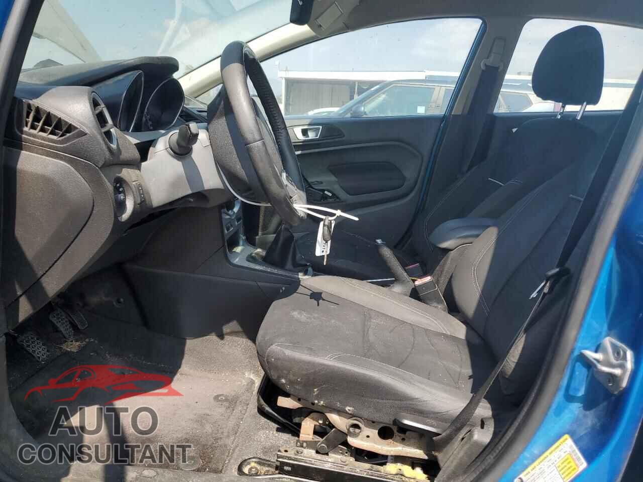 FORD FIESTA 2014 - 3FADP4EJ5EM142635