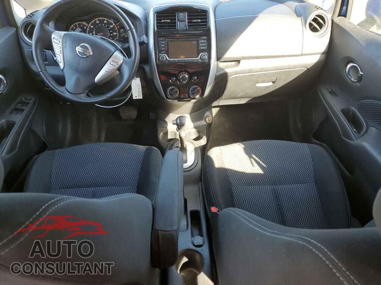 NISSAN VERSA 2017 - 3N1CE2CP4HL367309