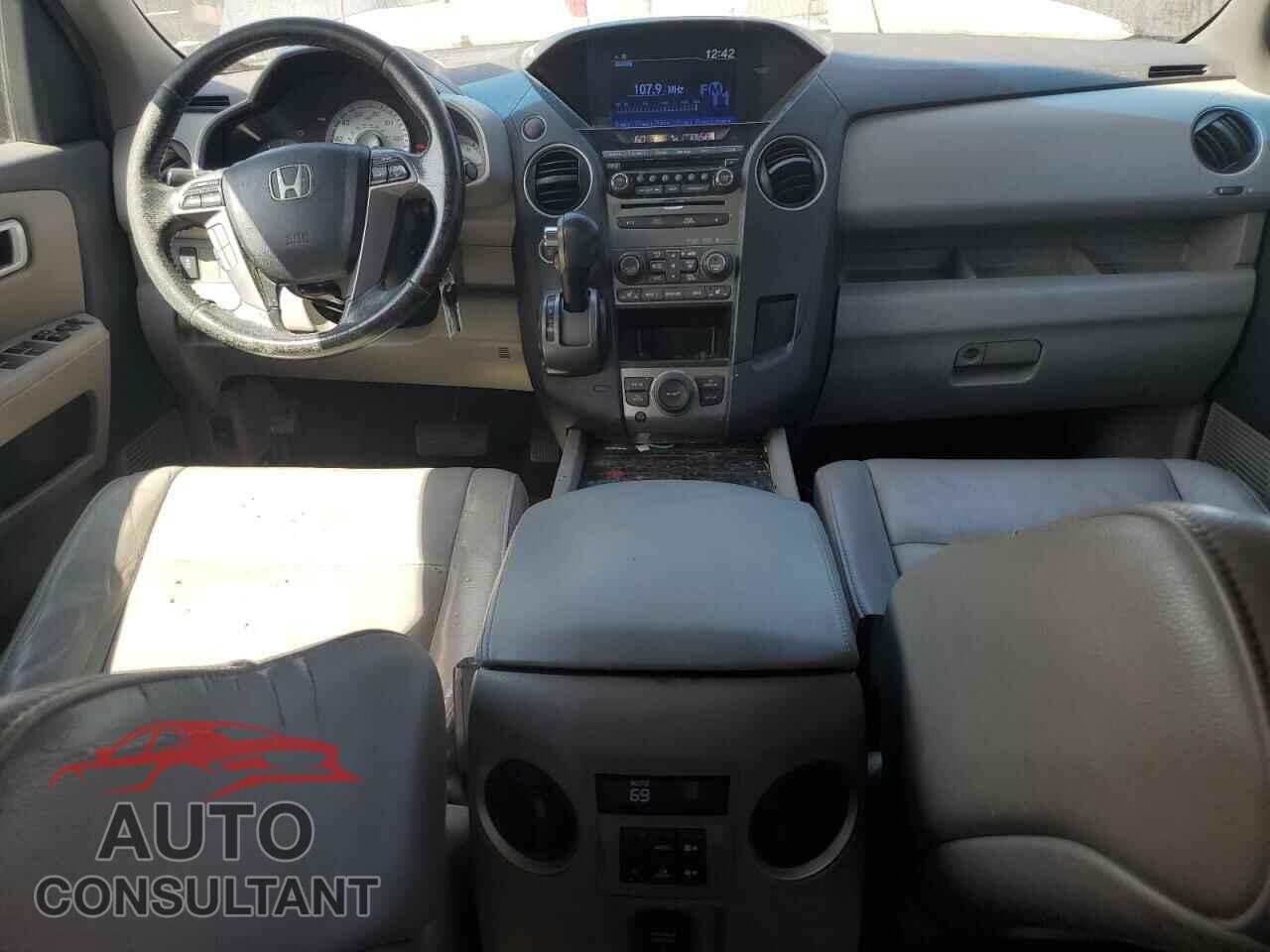 HONDA PILOT 2013 - 5FNYF4H68DB018612