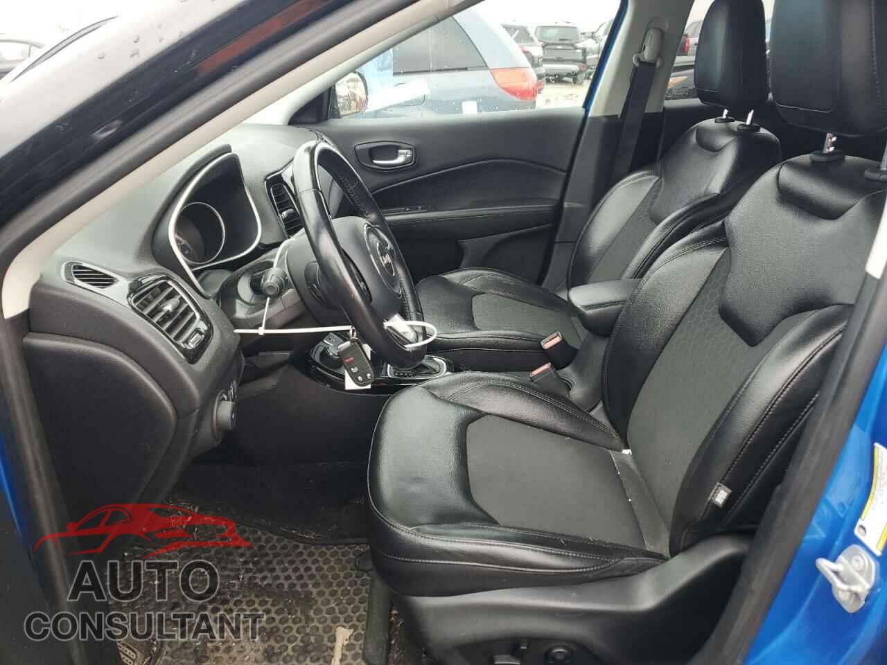JEEP COMPASS 2018 - 3C4NJDBB4JT433401