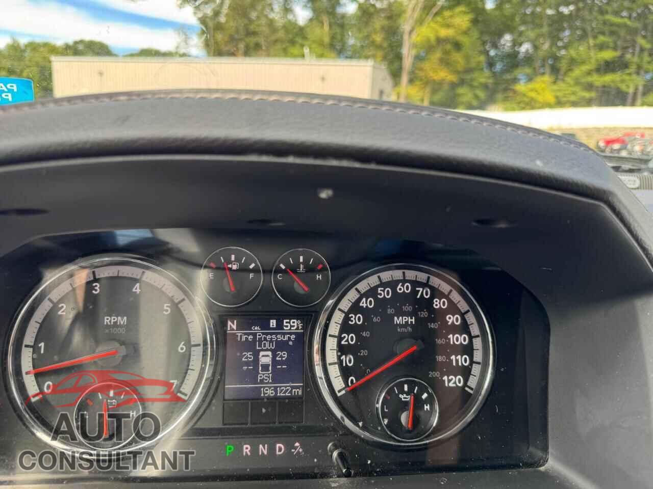DODGE RAM 1500 2012 - 1C6RD7MT5CS271452