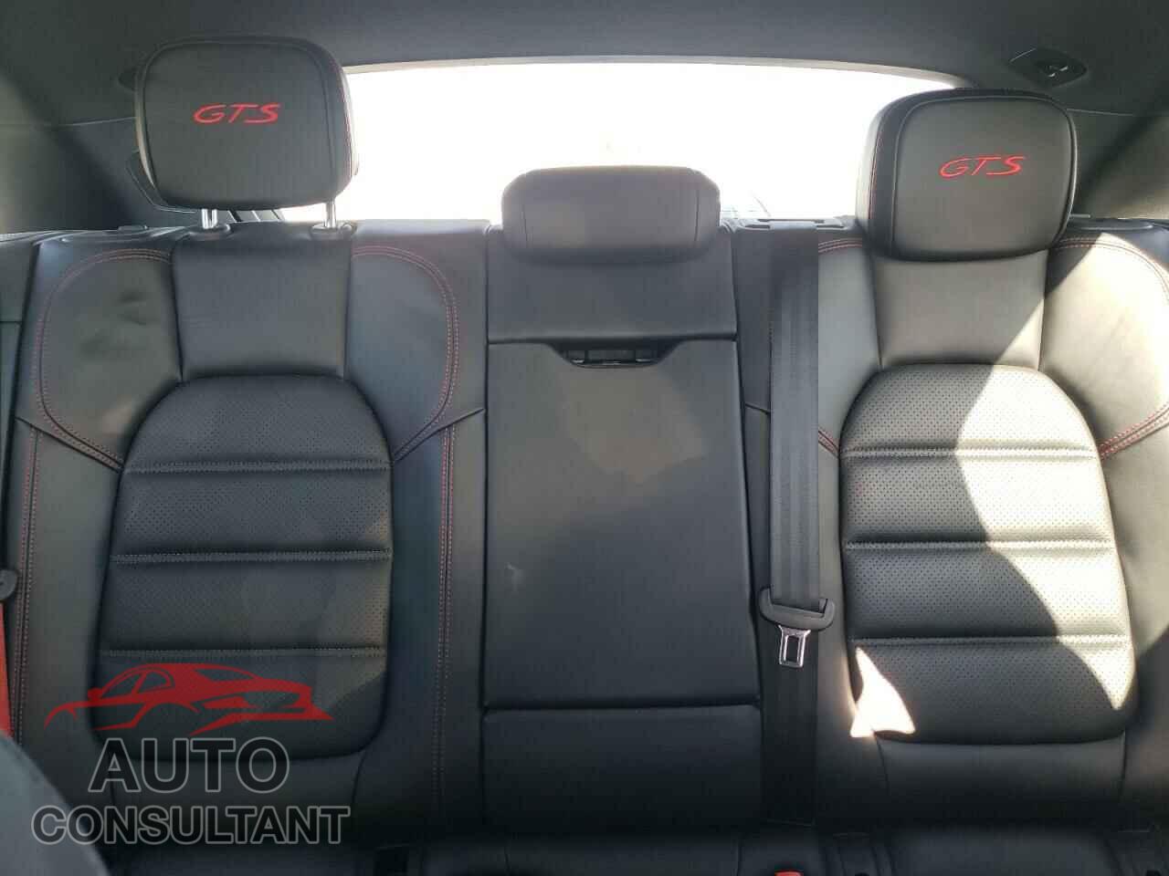PORSCHE MACAN 2018 - WP1AG2A51JLB61610