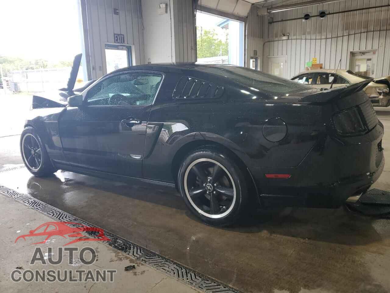 FORD MUSTANG 2013 - 1ZVBP8CF5D5215043
