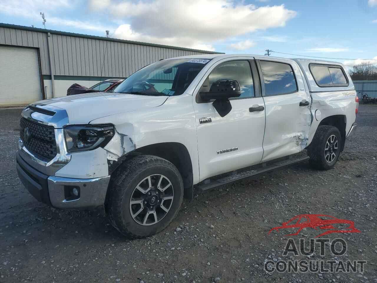 TOYOTA TUNDRA 2019 - 5TFDY5F15KX804165