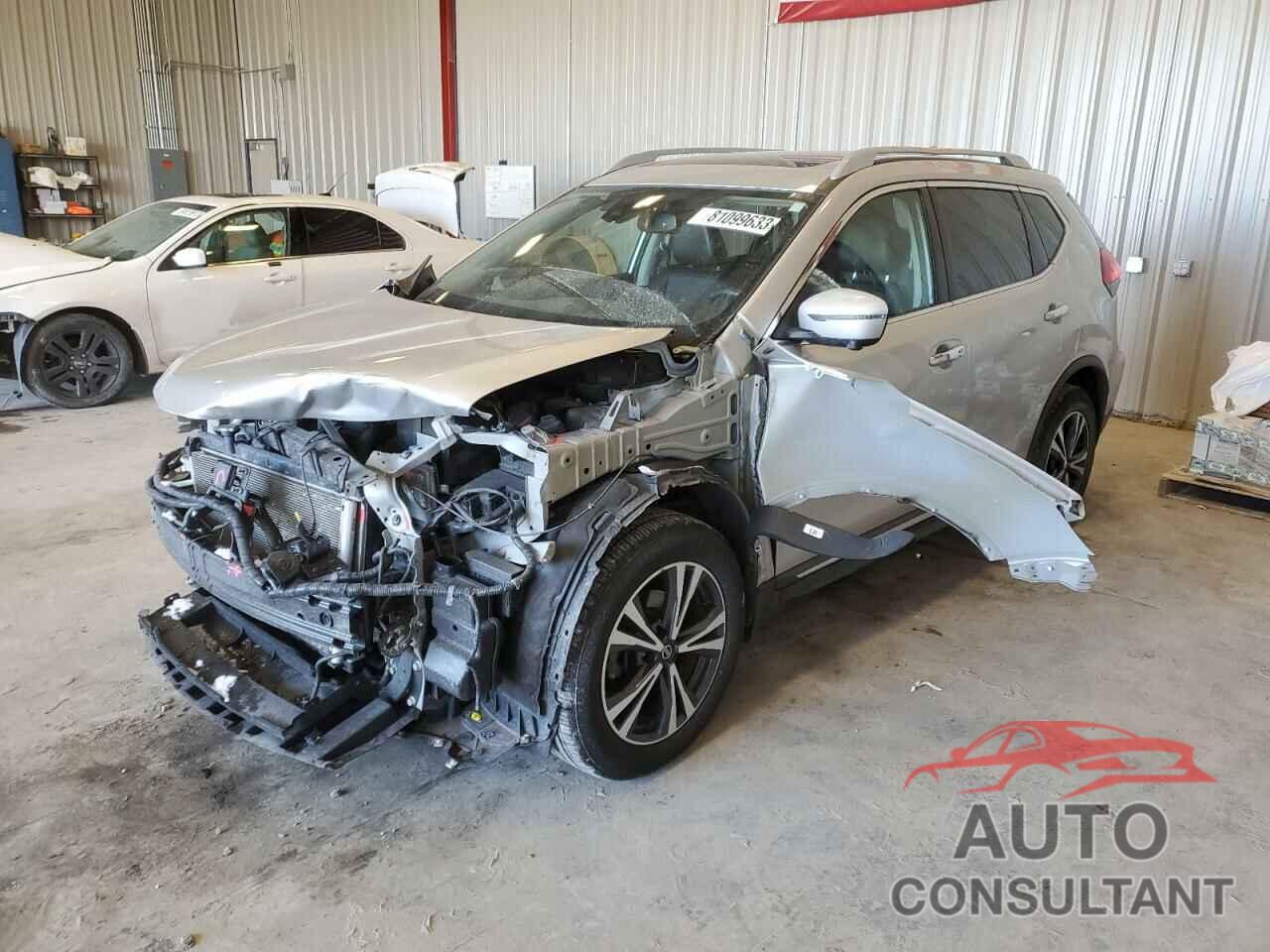 NISSAN ROGUE 2017 - 5N1AT2MV2HC868035