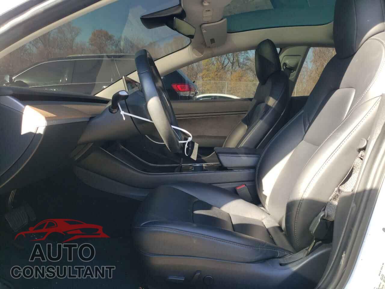 TESLA MODEL 3 2018 - 5YJ3E1EB7JF120783