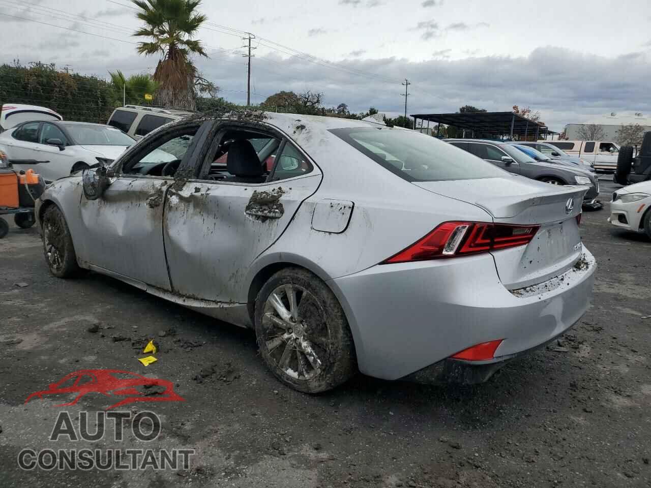 LEXUS IS 2016 - JTHBA1D22G5011858