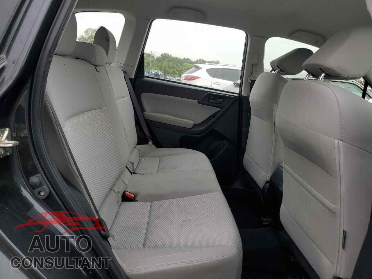 SUBARU FORESTER 2017 - JF2SJAAC9HG587419