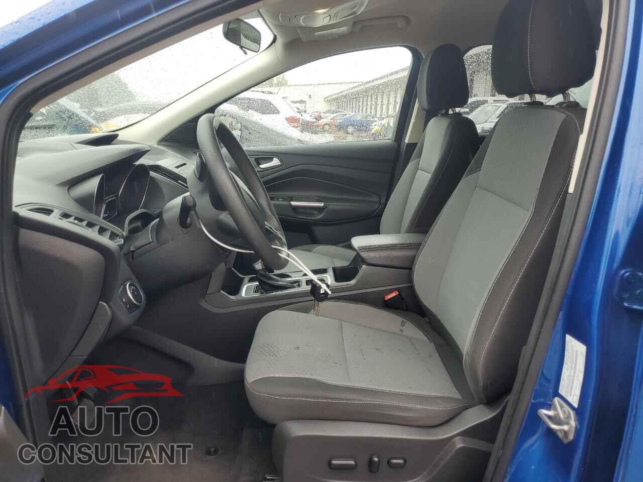 FORD ESCAPE 2017 - 1FMCU0GD7HUB59639