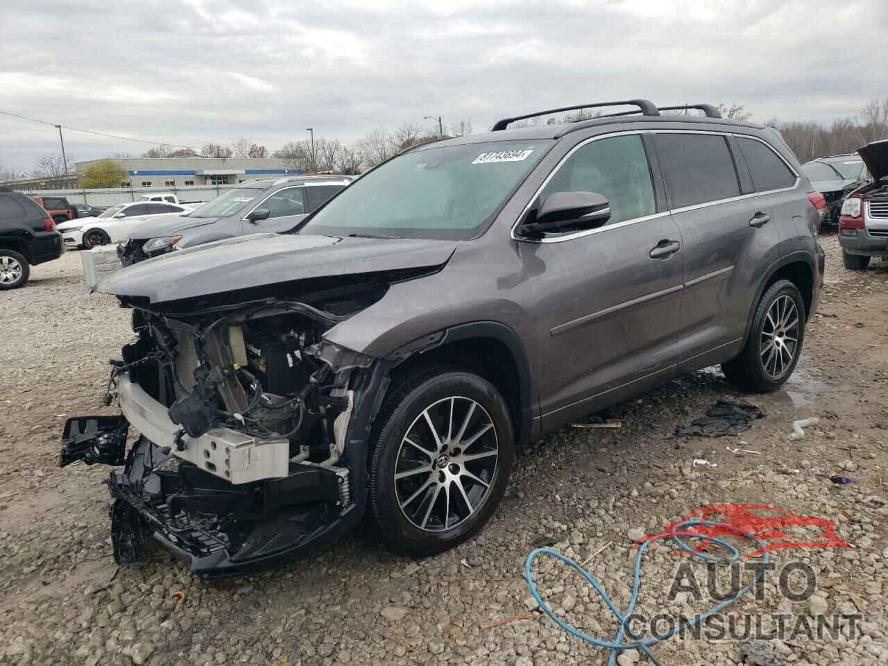 TOYOTA HIGHLANDER 2018 - 5TDKZRFH0JS531018